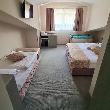 Hotel Ponti 2*